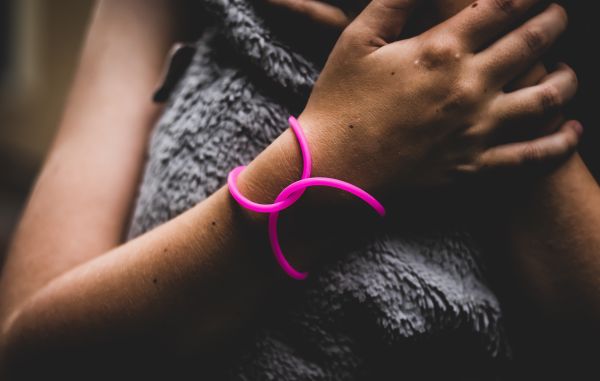 OO rings dětský neonový náramek, růžový